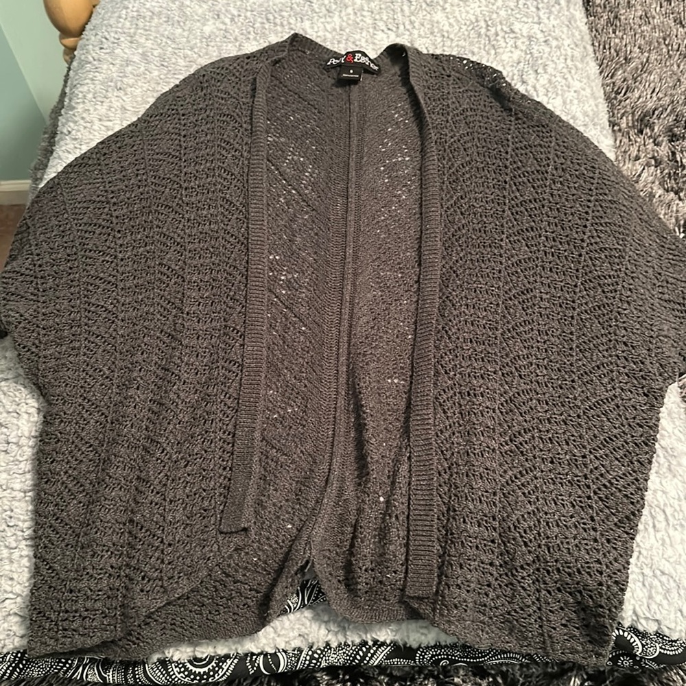Crocheted Grey Short Sleeve Cardigan